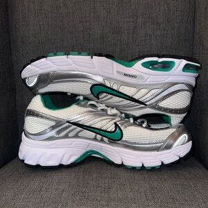 New Nike air max moto 2K men/women